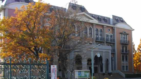 国際学院高等学校の写真