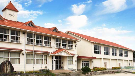 松陰高等学校の写真