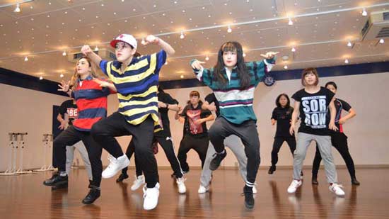 東京芸能学園 高等部の写真
